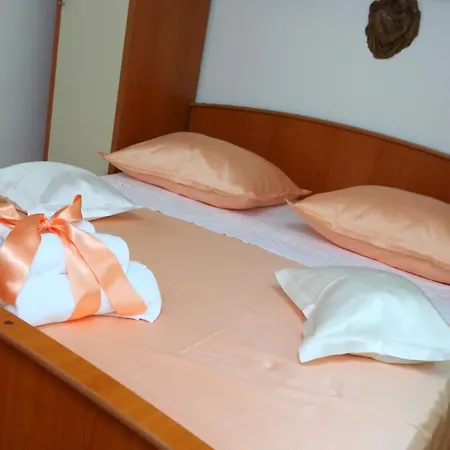 Brni Apartment * Split